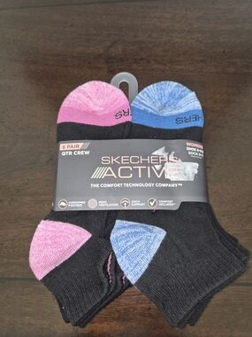 Skechers Active Black Quarter Crew Socks with Pink & Blue Accents 6-9.5